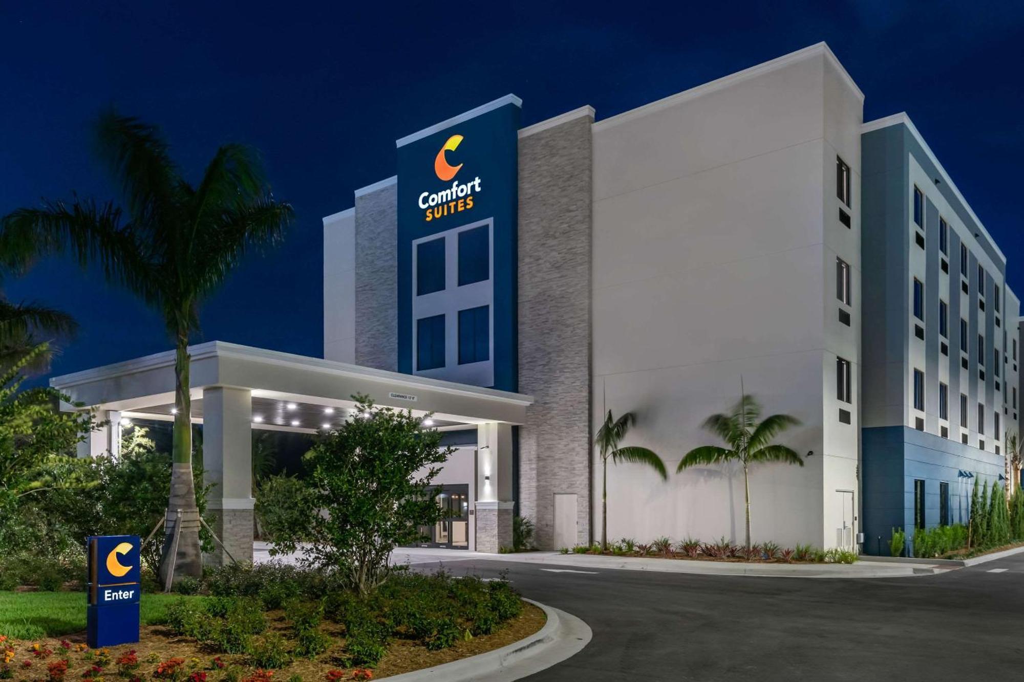 Comfort Suites Stuart-Hutchinson Island Ngoại thất bức ảnh