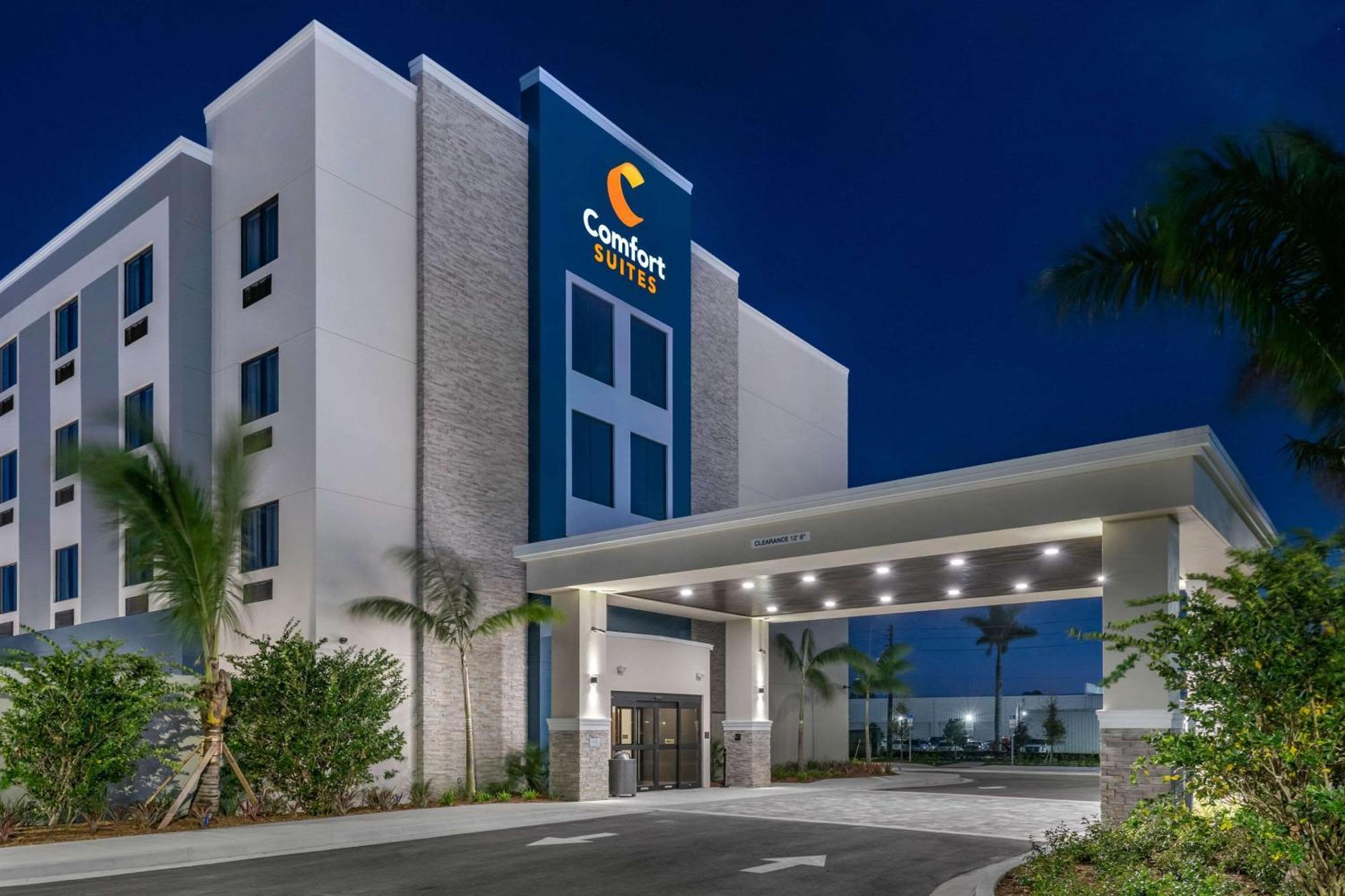 Comfort Suites Stuart-Hutchinson Island Ngoại thất bức ảnh