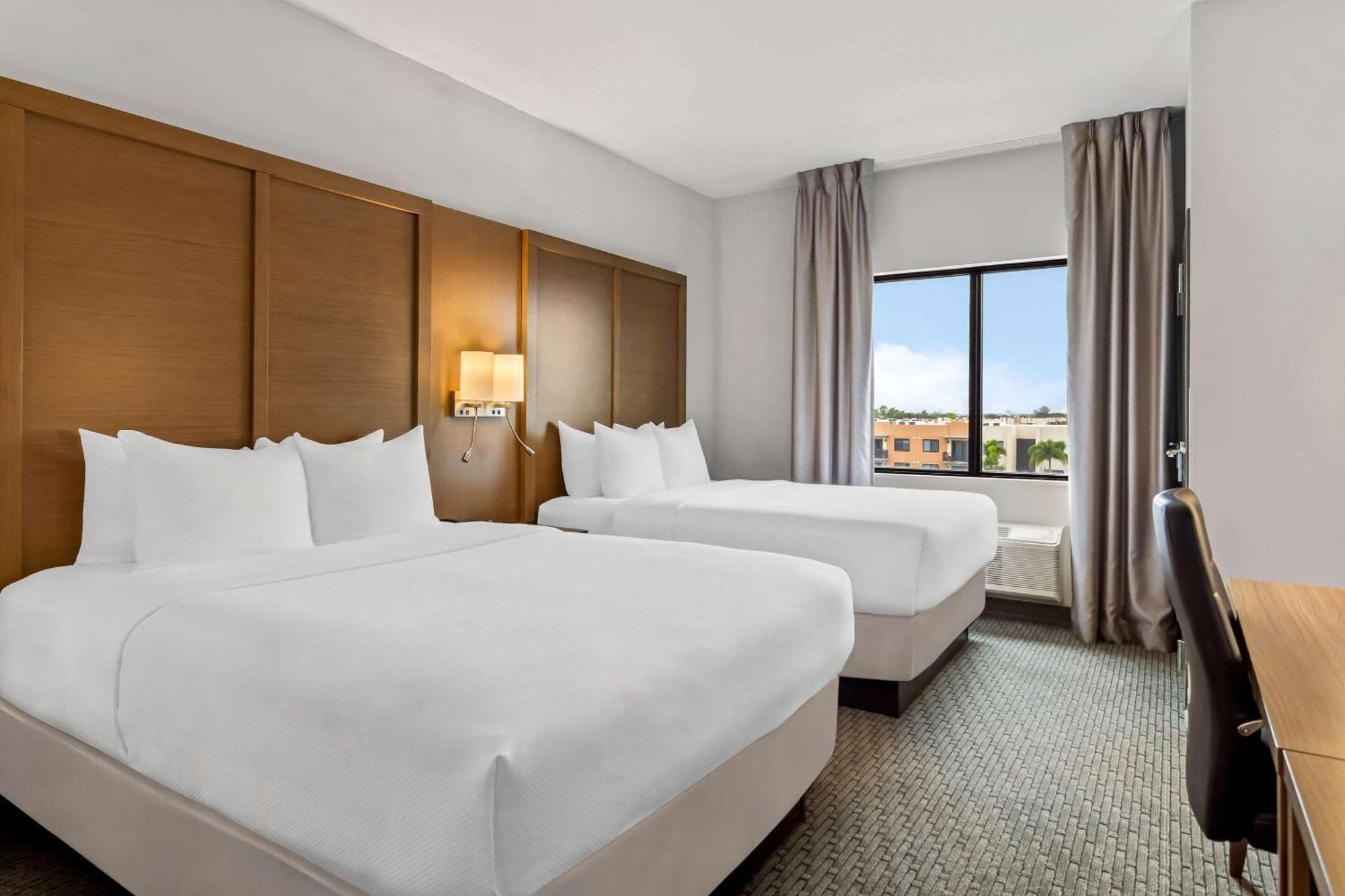 Comfort Suites Stuart-Hutchinson Island Ngoại thất bức ảnh